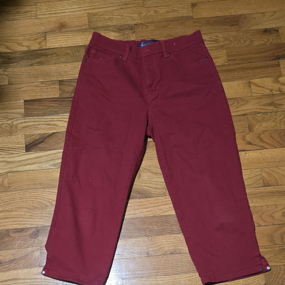 Gloria Vanderbilt Women's Crimson Capri Jeans